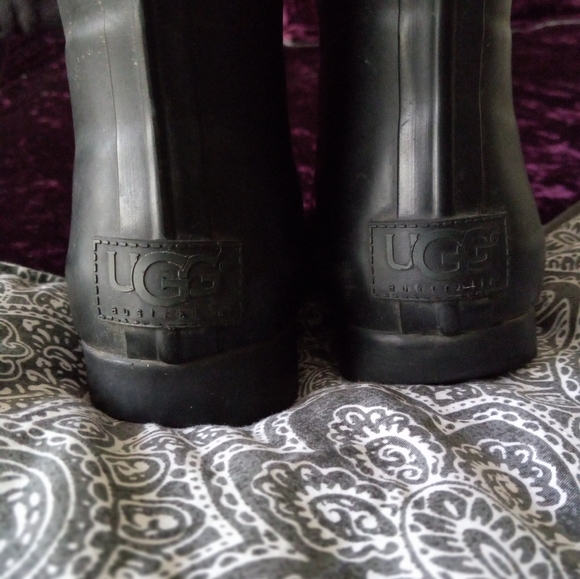 UGG rain boots - Picture 5 of 10